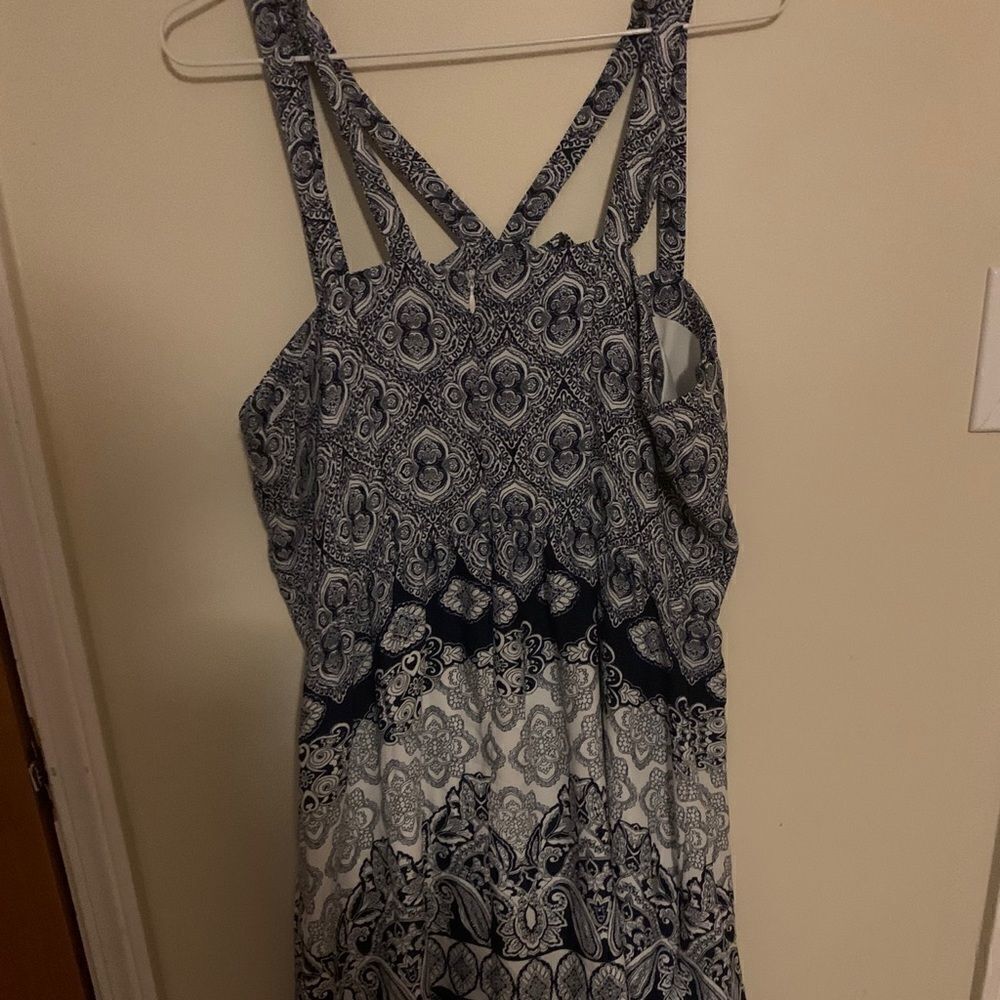 Dress large   - Picture 3 of 6
